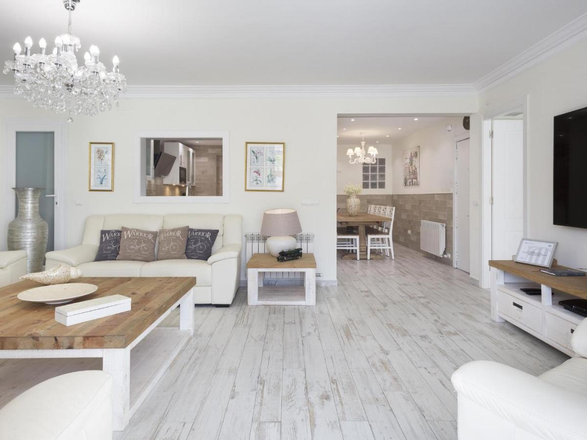 Sitges Spaces Mediterranean Apartments 5 Bedrooms, 4 Bathrooms, 75M2 Terrace, Centre Sitges- Sleeps 11 Экстерьер фото