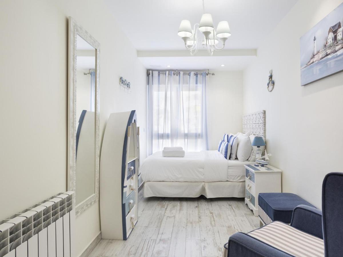 Sitges Spaces Mediterranean Apartments 5 Bedrooms, 4 Bathrooms, 75M2 Terrace, Centre Sitges- Sleeps 11 Экстерьер фото